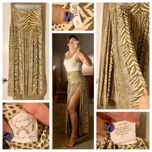 💛UFT/Sale Spell Jungle split skirt💛